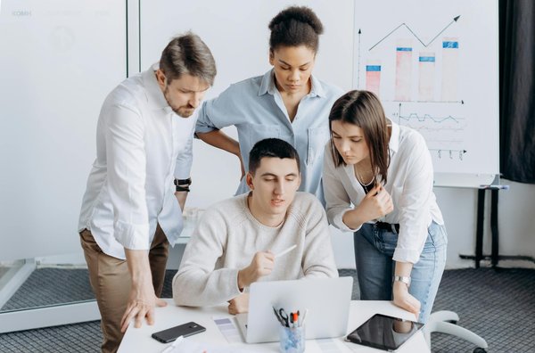 Simplifiez vos démarches avec un expert en formaliste juridique